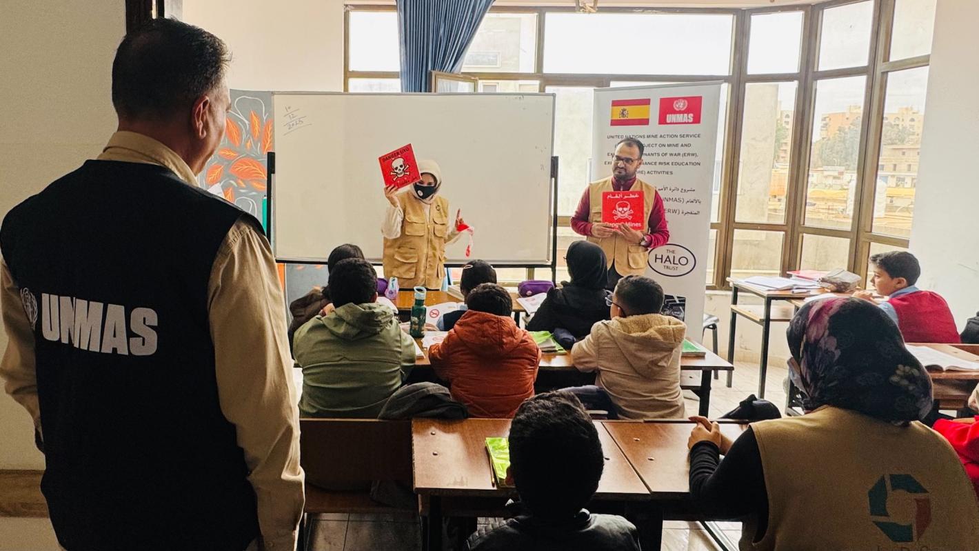 UNSMIL’s Mine Action Programme, together with its partners, the Libyan Mine Action Centre, the Libyan Peace Organization, and HALO Trust, delivered a risk education session at Hadaf Al Mareefa School in Salah Eddine, Tripoli